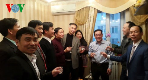 Lãnh đạo cộng đồng Việt Nam tại tỉnh Odessa thăm và chúc Tết bà con tại Làng Sen - ảnh 2